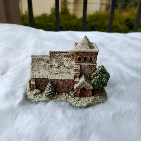 Liliput Lane & David Winter Miniature Cottages - Picture 7 of 16